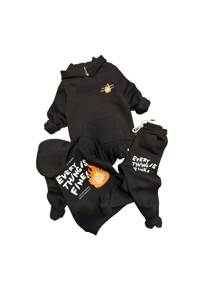 Riccotarz Erkek Çocuk Alev Ve Yazı Baskılı Çift Tarafbaskı Sweatshirt Penye Siyah Eşofman Takım Riccotarz Erkek Çocuk Alev Ve Yazı Baskılı Çift Tarafbaskı Sweatshirt Penye Siyah Eşofman Takım