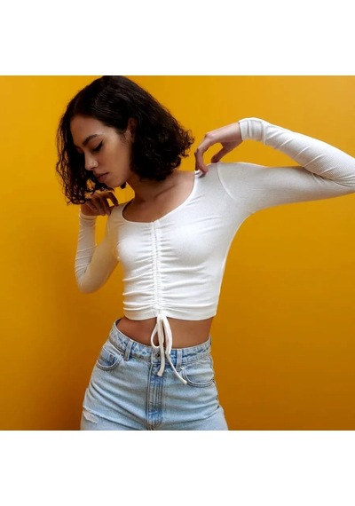 Escbutik Kadın V-yaka Önü Büzgülü Uzun Kollu Crop Bluz Beyaz