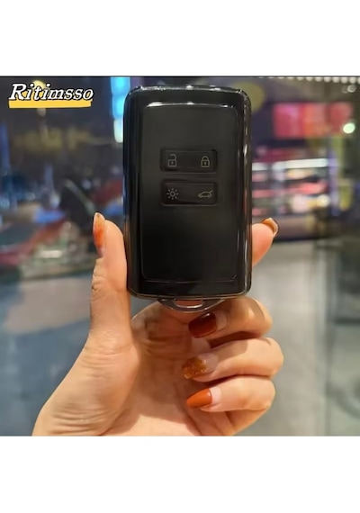 Dacia Sandero 3 Şeffaf-füme Anahtar Kılıfı