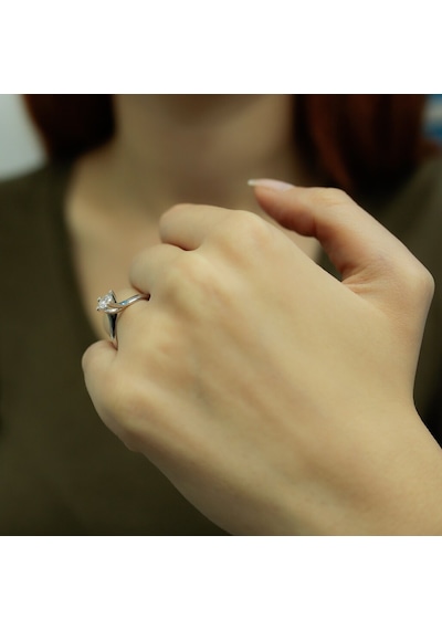 Lova F Renk 0,46 Karat Pırlanta Tektaş Yüzük - Hrd - 1030097