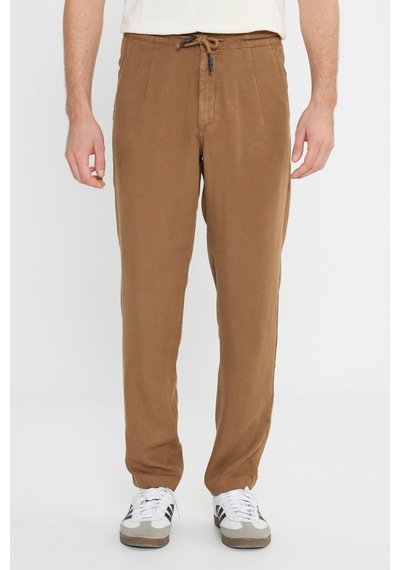 Wrangler Erkek Regular Fit Düz Paça Camel Chino Pantolon - W221266211 Kahverengi