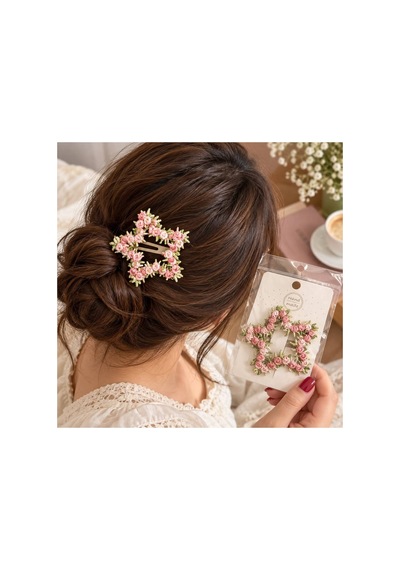Çiçek Motifleri Detaylı Yıldız Çıtçıt Saç Tokası - Pembe Pembe Yıldız - 923833735 Pembe Yıldız - 923833735 Pembe Yıldız