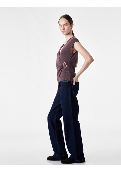 Koton Slim Fit Bürümcük Kumaş Dokulu Metal Aksesuarlı Kruvaze Kolsuz Bluz Mor 7wak10057ek