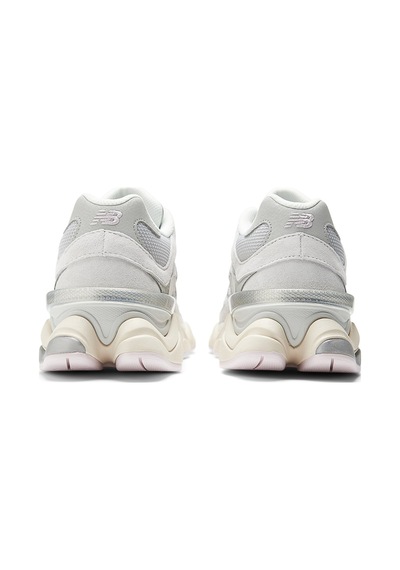 New Balance 9060 Kadın Spor Ayakkabı Pembe