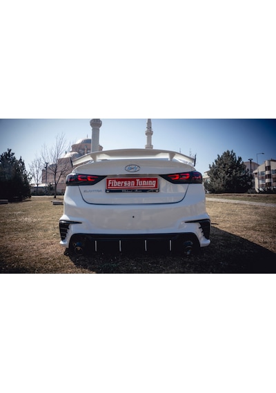 Hyundai Elentra 2016 . Ft Spoiler --Fibersan Tuning