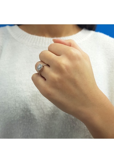 Lova 0,45 Karat Baget Pırlanta Yüzük - 1020400
