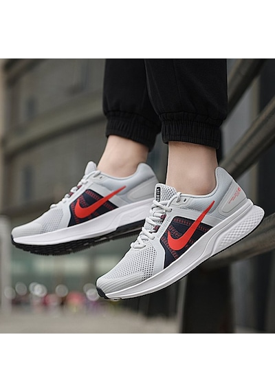 Nike Run Swift 2 Erkek Koşu Ayakkabısı Cu3517 006 Beyaz - Kırmızı