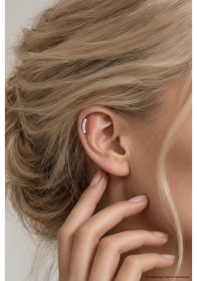 Mira 18 Ayar Beyaz Altın Kaplama Gümüş Conch-helix Piercing