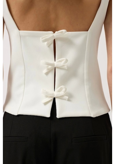 Defymoda Sırt Kurdele Detay Bluz Beyaz