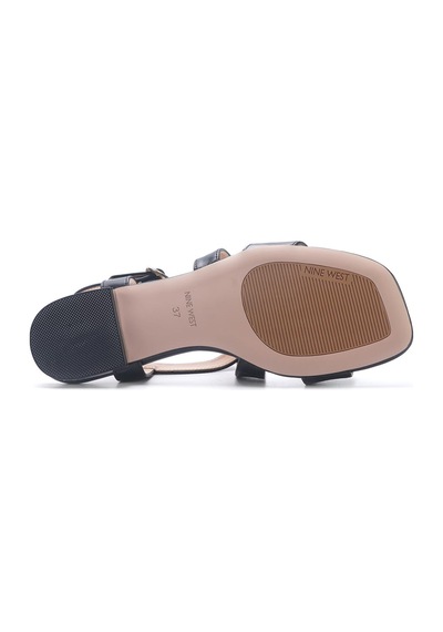 Nine West Etrına 5fx Siyah Kadın Düz Sandalet 000000000101928725 Siyah