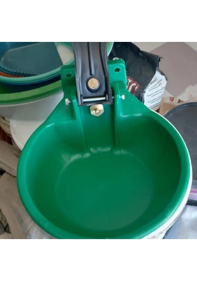 Büyükbaş - Plastik Dilli Hayvan Suluğu 3 Lt - 2 Adet
