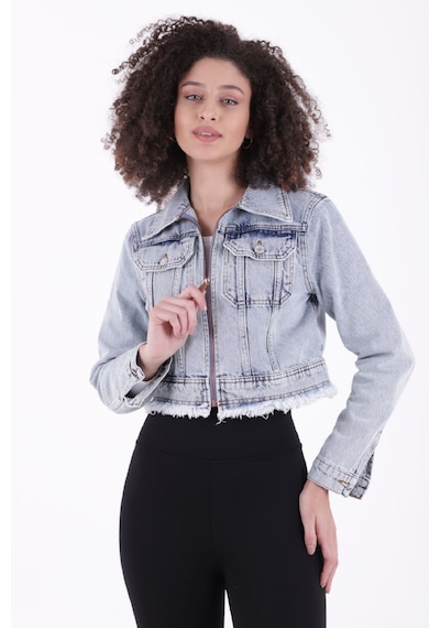Püskül Detaylı Ve Fermuarlı Kolları Düğmeli Kısa Kot Kadın Ceket Kar Yıkama Açık Mavi Denim Kar Yıkama Açık Mavi Püskül Detaylı Ve Fermuarlı Kolları Düğmeli Kısa Kot Kadın Ceket Kar Yıkama Açık Mavi Denim Kar Yıkama Açık Mavi