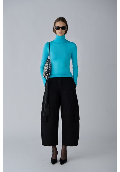Suud Collection Turkuaz Boğazlı Body