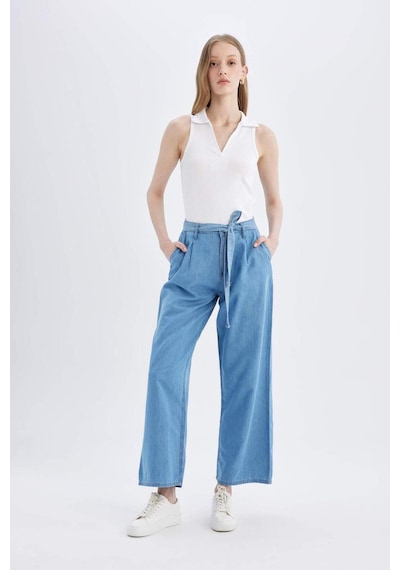 DeFacto Wide Leg Yüksek Bel Kuşaklı Geniş Paça Uzun Jean Pantolon D2433AX24SMNM85 DeFacto Wide Leg Yüksek Bel Kuşaklı Geniş Paça Uzun Jean Pantolon D2433AX24SMNM85
