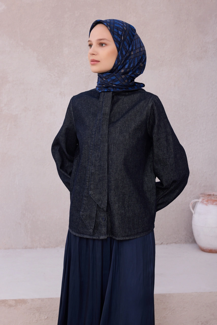 BELLİ Logo Desen Saf İpek Twill Eşarp 4223d01 Lacivert