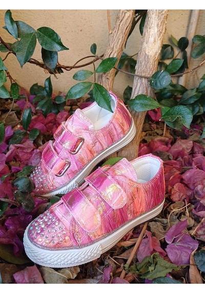 Scarpe Magiche Pembe Pile Kız Çocuğu Ayakkabısı Işıklı 31-35 Numara Arası Işıksızdır Pembe Scarpe Magiche Pembe Pile Kız Çocuğu Ayakkabısı Işıklı 31-35 Numara Arası Işıksızdır Pembe