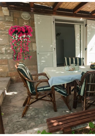 Yapay Çiçek Fuşya Begonvil Sarkan Menekşe Krem Küpeşte Askılı Saksıda Balkon Çiçeği Çiçek Sepeti