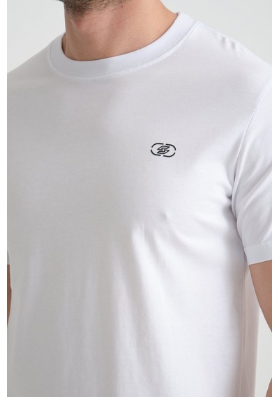 Shooter Sportwear Shooter Erkek T-shirt Nefes Alabilen Esnek Pamuklu Kumaş Regular Kalıp Minimal Logolu Beyaz