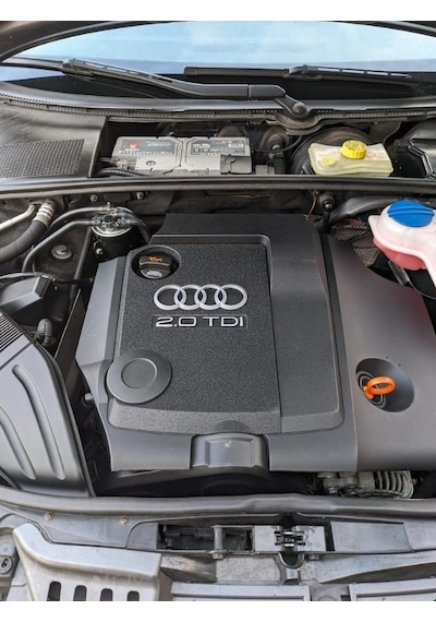 Audi A4 B7 Motor Koruma Kapağı Logo