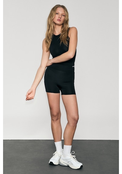 Urban Beat Runles Kadın Baskı Detaylı Slim Fit Sporcu Kısa Siyah Tayt siyah