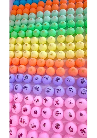 Star Bomb Karışık Manikür ve Pedikür Topu Nem Bombası 100 x 40 G