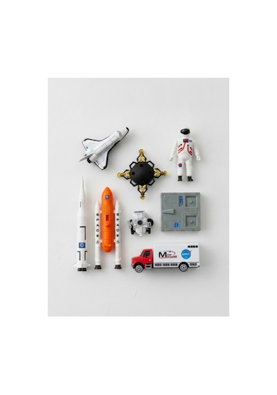 8 Parça Metal Uzay Araçları Seti Die-cast Astronot Uzay Mekiği Ve Roket Oyuncak 3+ Yaş Çok Renkli