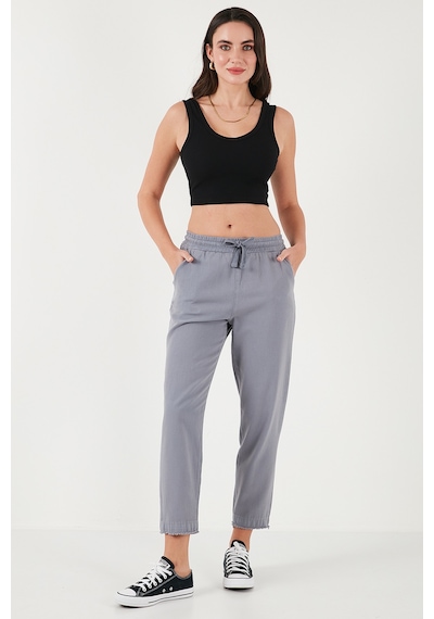 Lela Pamuklu Normal Bel Regular Fit Düz Paça Bayan Pantolon 668Yp42282S4 Gri