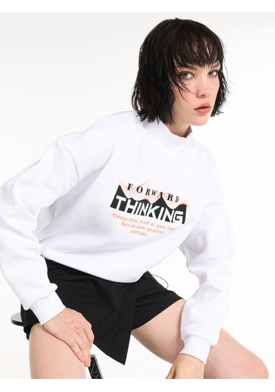 Colin's Colins Regular Fit Baskılı Crop Beyaz Kadın Sweatshirt Cl1065081 Beyaz