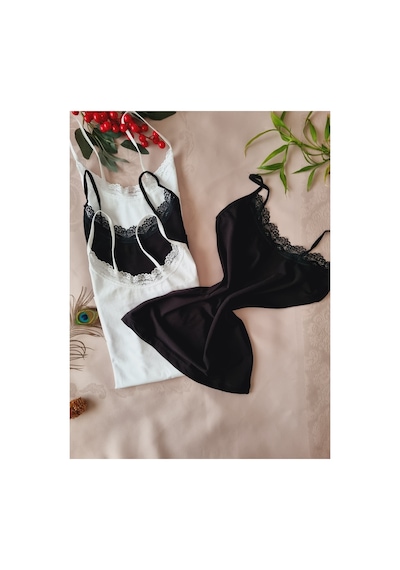 Demirsa Boutique Pamuklu, İnce Dantelli İp Askılı Likralı 4'lü Penye Kadın Atlet 2 Siyah, 2 Beyaz Beyaz-siyah4 Demirsa Boutique Pamuklu, İnce Dantelli İp Askılı Likralı 4'lü Penye Kadın Atlet 2 Siyah, 2 Beyaz Beyaz-siyah4