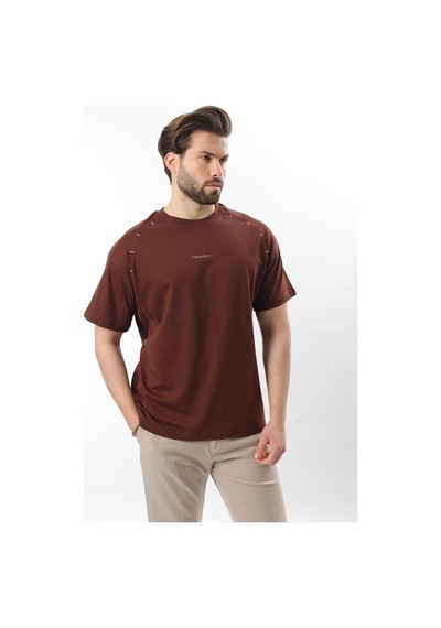 Madmext Acı Kahve Baskılı Nakış Detaylı Erkek T-shirt E7108 Acı Kahverengi