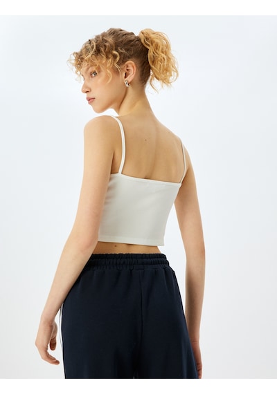 Koton İp Askılı Kolsuz Slim Fit Crop Bluz Ekru 5sal30048ık Ekru Koton İp Askılı Kolsuz Slim Fit Crop Bluz Ekru 5sal30048ık Ekru