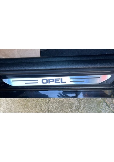 Opel Corsa Özel Kapı Eşik Yazısı Krom