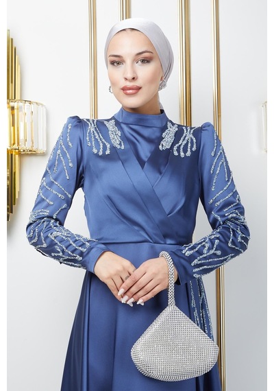 Olcay Önü Ve Kolları Pul Ve Taş Detaylı Saten Abiye Elbise K. İndigo 1660