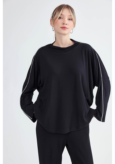 Vitrin Yuvarlak Yaka Kenarı Şeritli Oversize Bluz Siyah