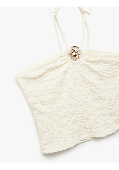 Koton Koton X Şahika Ercümen - Bürümcük Kumaş Aksesuar Detaylı Halter Yaka Crop Bluz Ekru 5sak10674ek Koton Koton X Şahika Ercümen - Bürümcük Kumaş Aksesuar Detaylı Halter Yaka Crop Bluz Ekru 5sak10674ek