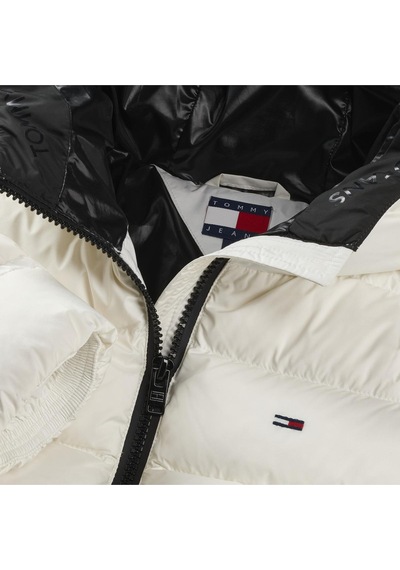 Tommy Hilfiger Kadın Marka Bayrak Logolu Sabit Kapüşonlu Kapitone Dolgulu Beyaz1 Mont Dw0dw21617 Ybl-11180 Beyaz1 Tommy Hilfiger Kadın Marka Bayrak Logolu Sabit Kapüşonlu Kapitone Dolgulu Beyaz1 Mont Dw0dw21617 Ybl-11180 Beyaz1