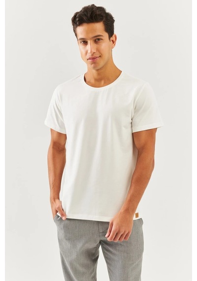Erkek Oversize Rahat %100 Pamuklu Penye Bisiklet Yaka Kısa Kol Basic T-shirt Classic Collection Beyaz
