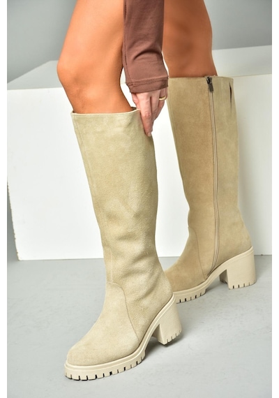 Fox Shoes R654047702 Bej Hakiki Deri Süet Kalın Topuklu Kadın Çizme Bej