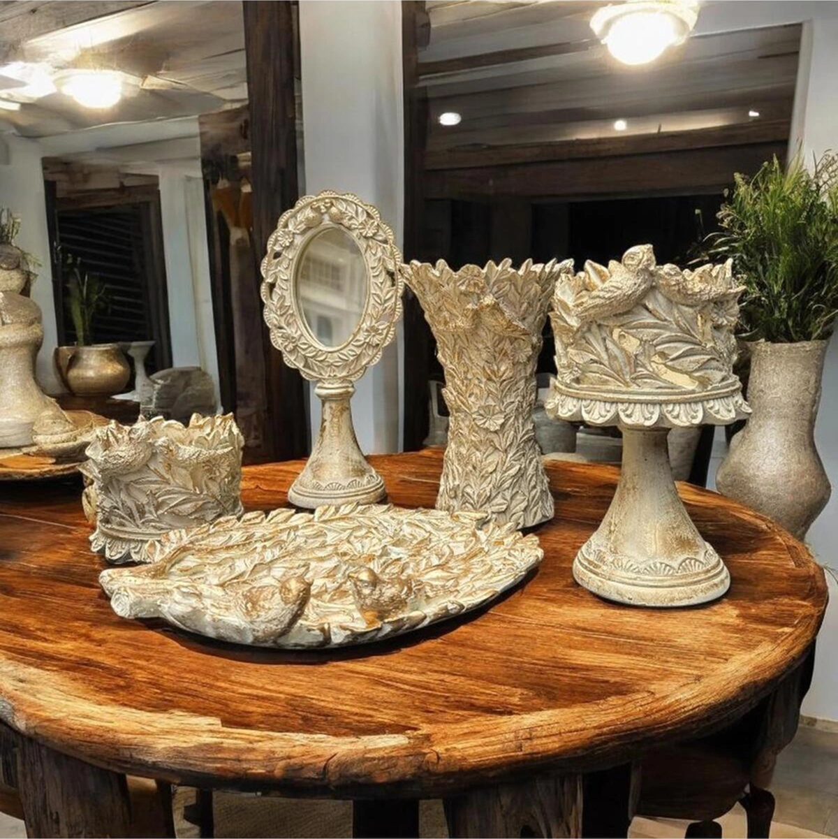 Dekoratif Polyester Kuşlu Beşli Salon Konsol Seti Krem Eskitme