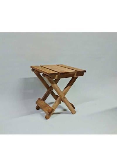 Ahşap Katlanır Tabure 1 Adet 30 Cm X 36 Cm Fındık
