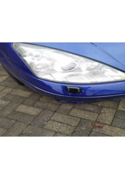 Ford Focus Mk1 İçin Far Yıkama Kapağı