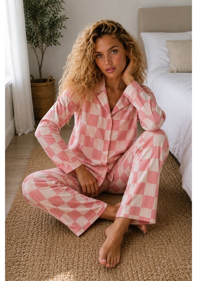 Kadın Örme Gömlek Yaka Pembe Pijama Takımı