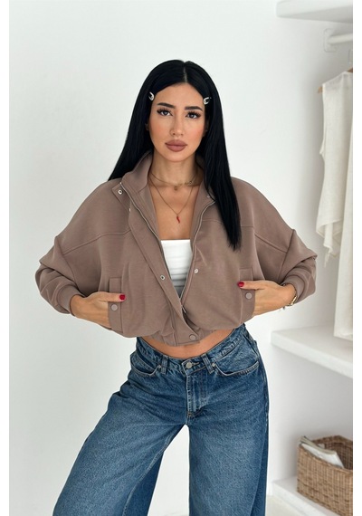 Femelle Kadın Kahverengi Fermuarlı Düğmeli Modal Kumaş Premium Crop Ceket