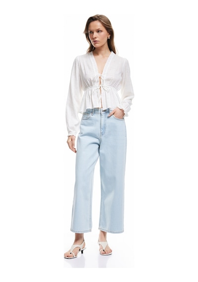 Koton Pamuklu Düğmeli Cepli Normal Bel Crop Geniş Paça Jean Pantolon - Wide Leg Jean Bleach 5sal40020md Açık Mavi Koton Pamuklu Düğmeli Cepli Normal Bel Crop Geniş Paça Jean Pantolon - Wide Leg Jean Bleach 5sal40020md Açık Mavi