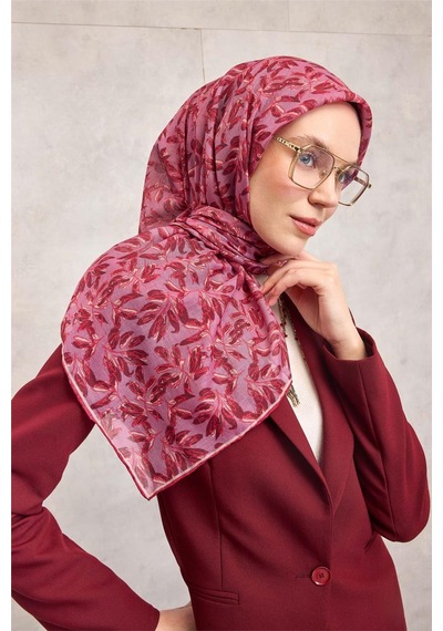 Silk Home Pamuk Polyester Soft Eşarp Eflatun Çiçek Desenli Kaymaz Dokulu Tok Duruşlu 90x90 Çok Renkli