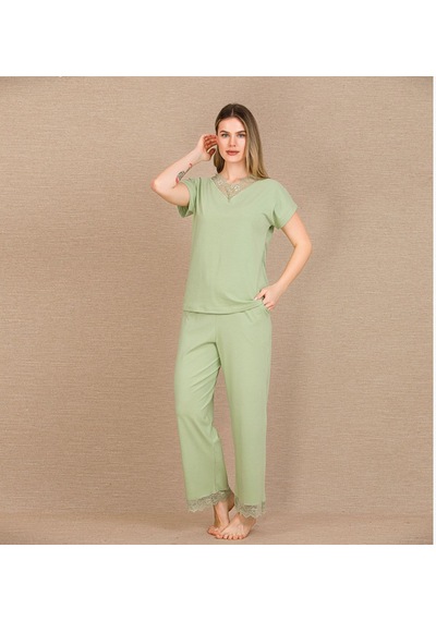 İkikareshop Pamuklu Şık Tasarım Dantel İşlemeli Yeşil Kısa Kol Pijama Takımı Çok Renkli