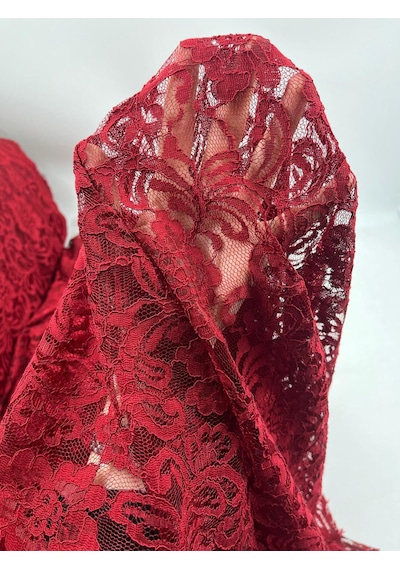 Kardone Dantel Kumaş Kırmızı