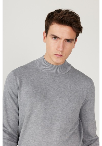 AC&Co / Altınyıldız Classics Standart Fit Normal Kesim Yarım Balıkçı Yaka Triko Erkek Kazak - Gri Melanj AC&Co / Altınyıldız Classics Standart Fit Normal Kesim Yarım Balıkçı Yaka Triko Erkek Kazak - Gri Melanj