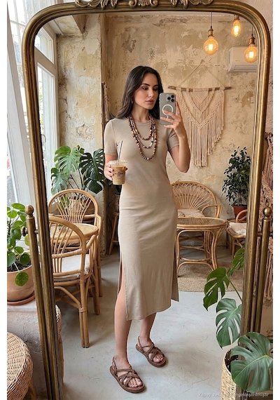 Lela Regular Fit Bisiklet Yaka Yırtmaç Detaylı Midi Bayan Elbise 5866165 Taş Lela Regular Fit Bisiklet Yaka Yırtmaç Detaylı Midi Bayan Elbise 5866165 Taş