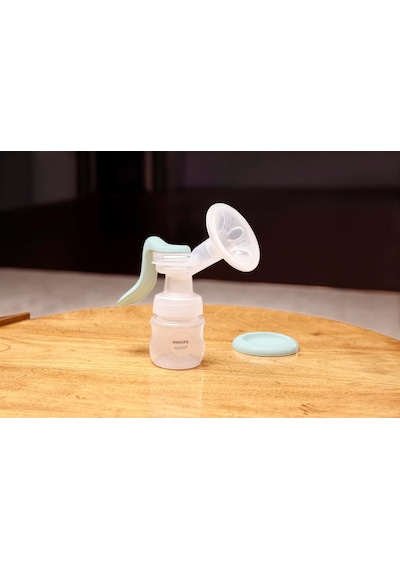 Philips Avent Manuel Göğüs Pompası Ergonomik Bpa İçermez Yumuşak & Ayarlanabilir Silikon Başlık Scf417/11
